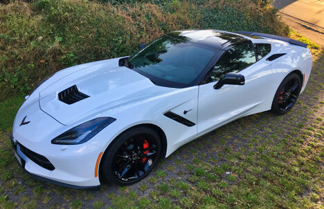 Corvette C7 Stingray Z51 — current SpeedyCam camera car